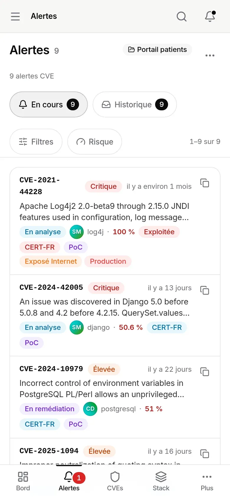 Page Alertes sur mobile, avec la barre d’onglets