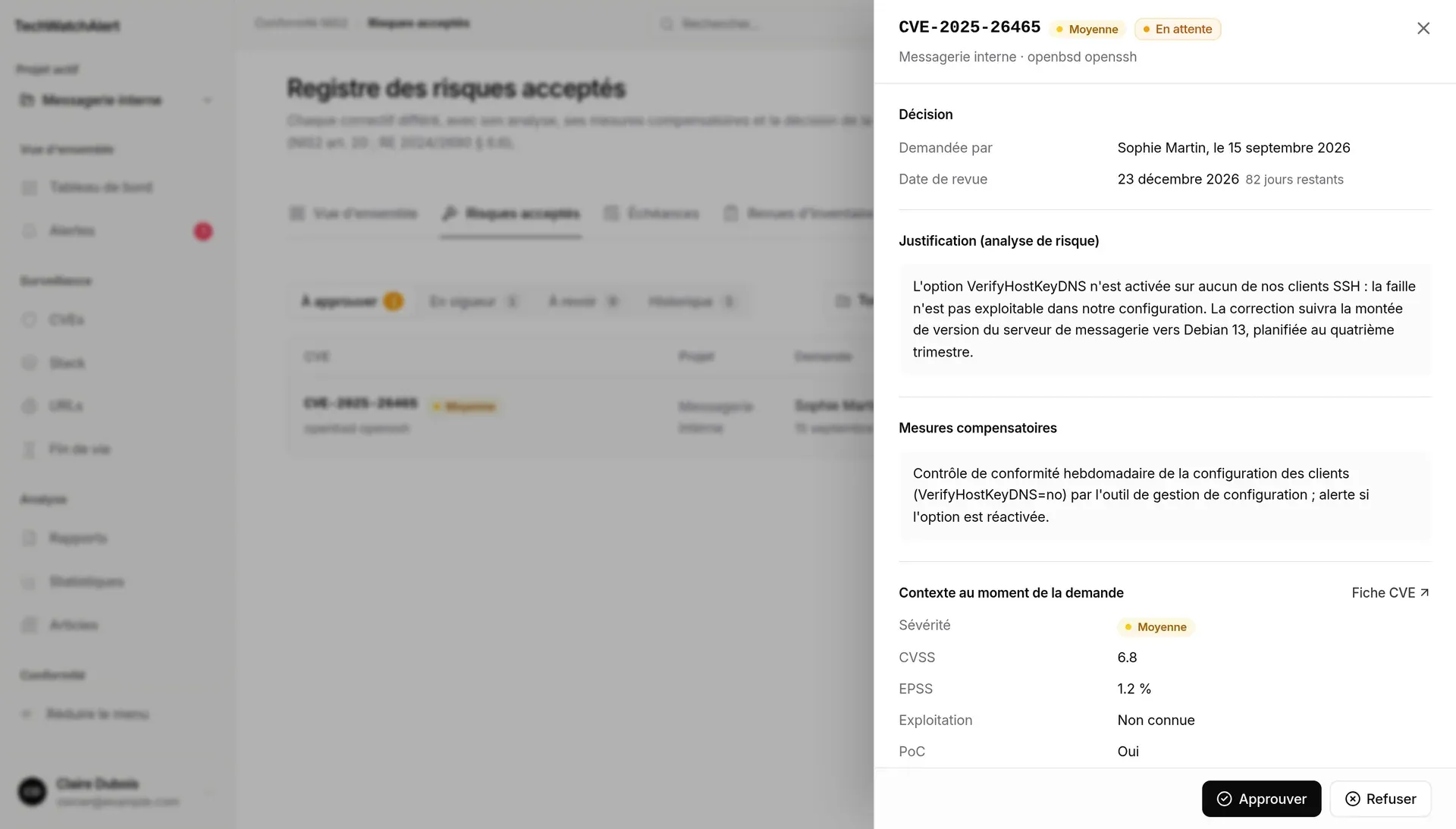 Détail d’une demande en attente, avec les boutons Approuver et Refuser